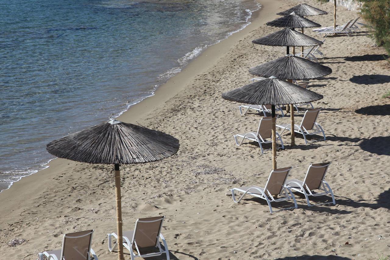 "Di Mare" Hotel & Suites Posidhonia  Экстерьер фото
